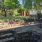Gruene Oase Mit Eigener Terrasse Zwischen Altstadt Und Hafen #1 Appartement Senftenberg