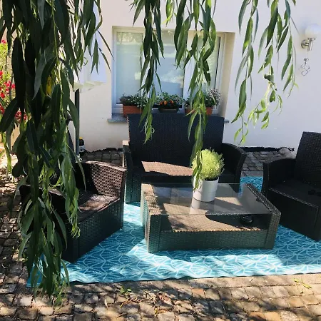 Lägenhet Gruene Oase Mit Eigener Terrasse Zwischen Altstadt Und Hafen #1