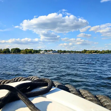 Gruene Oase Mit Eigener Terrasse Zwischen Altstadt Und Hafen #1 *