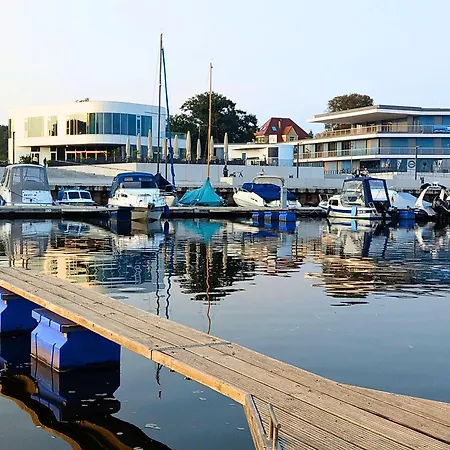 Gruene Oase Mit Eigener Terrasse Zwischen Altstadt Und Hafen #1 Зенфтенберг