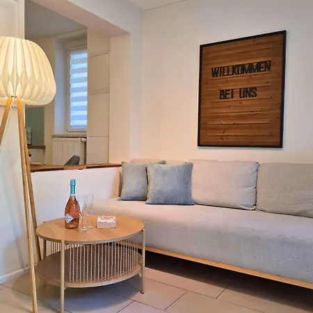 Apartman Gruene Oase Mit Eigener Terrasse Zwischen Altstadt Und Hafen #1 *