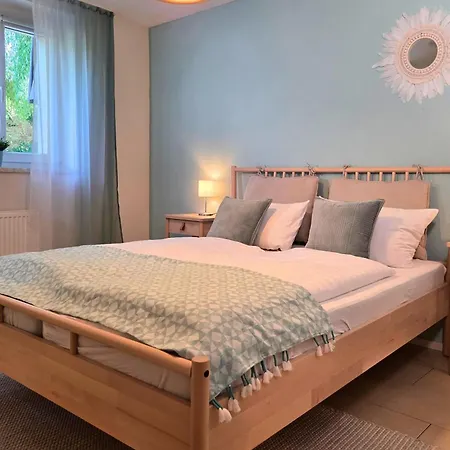 Gruene Oase Mit Eigener Terrasse Zwischen Altstadt Und Hafen #1 Зенфтенберг