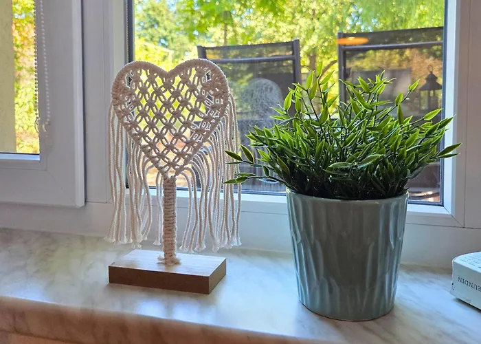 Апартаменты Gruene Oase Mit Eigener Terrasse Zwischen Altstadt Und Hafen #1