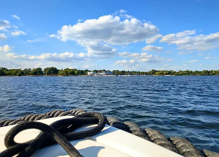 Gruene Oase Mit Eigener Terrasse Zwischen Altstadt Und Hafen #1 *