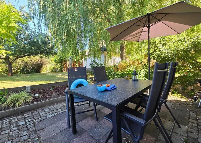 Апартаменты Gruene Oase Mit Eigener Terrasse Zwischen Altstadt Und Hafen #1