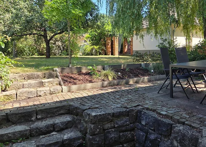 Gruene Oase Mit Eigener Terrasse Zwischen Altstadt Und Hafen #1 アパート ゼンフテンベルク