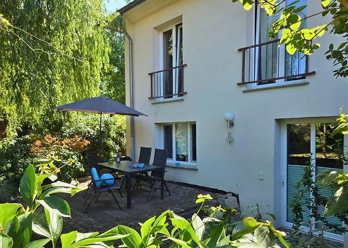 Апартаменты Gruene Oase Mit Eigener Terrasse Zwischen Altstadt Und Hafen #1 Зенфтенберг
