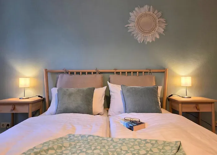 Gruene Oase Mit Eigener Terrasse Zwischen Altstadt Und Hafen #1 アパート *