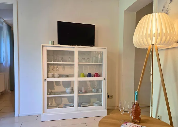 アパート Gruene Oase Mit Eigener Terrasse Zwischen Altstadt Und Hafen #1 *