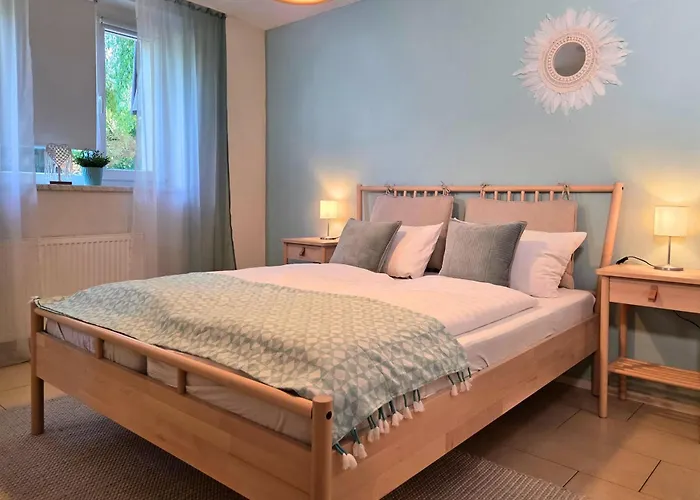 Gruene Oase Mit Eigener Terrasse Zwischen Altstadt Und Hafen #1 Зенфтенберг